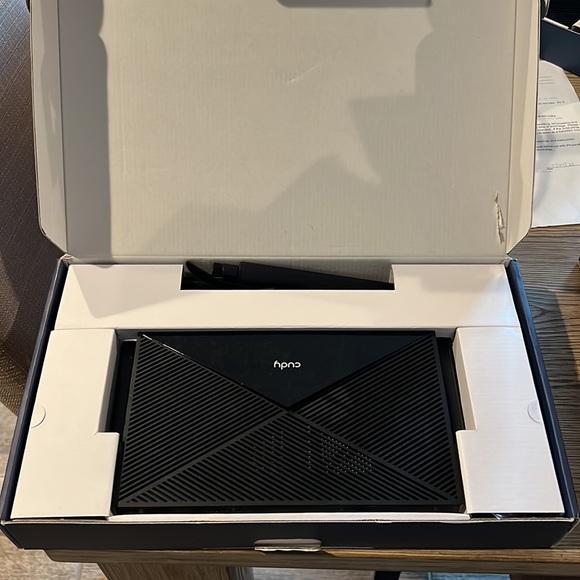 4G LTE-A PRO Wi-Fi 6 ROUTER - Picture 3 of 3